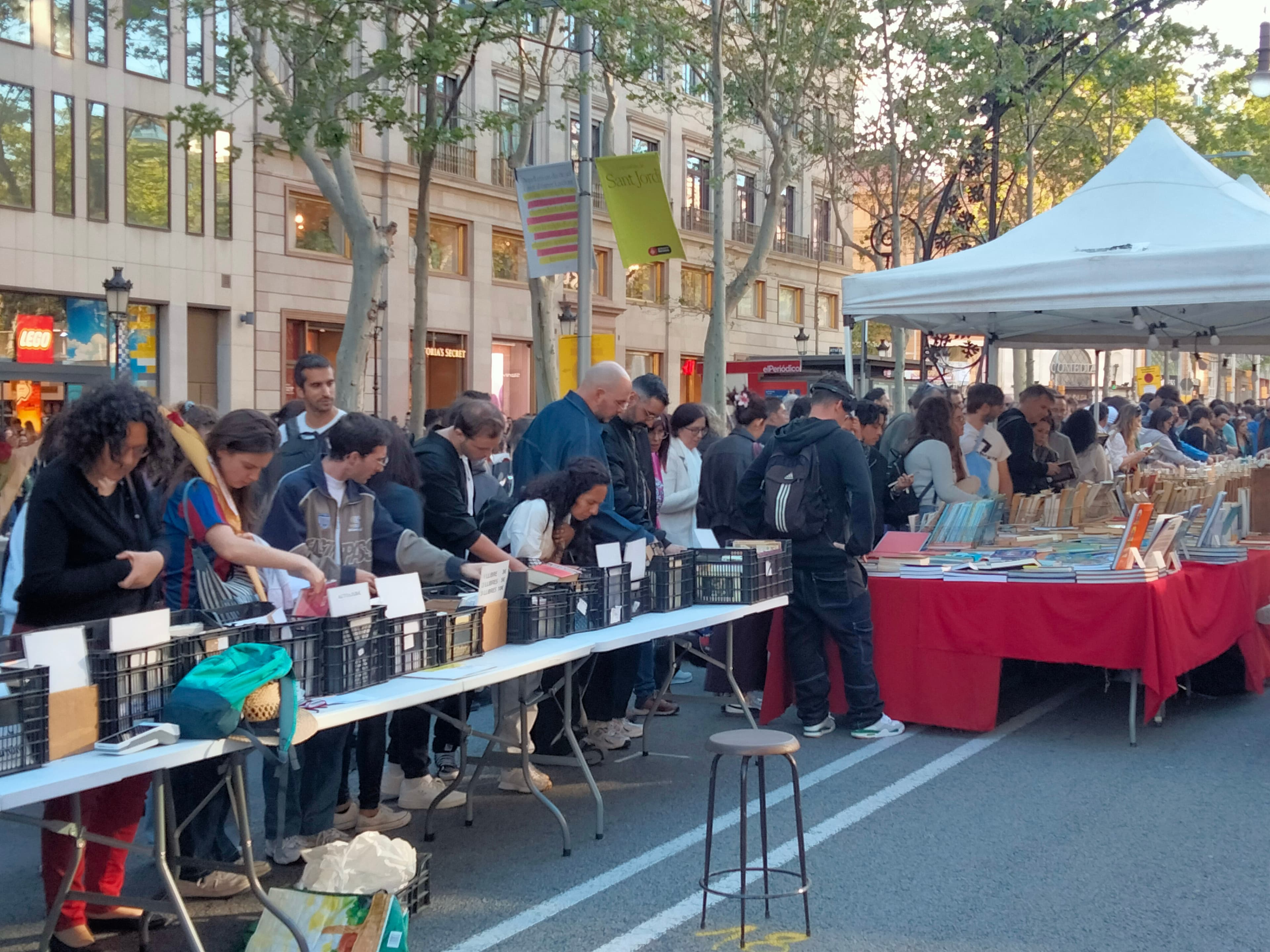 Sant Jordi in Barcelona: A Book, a Rose, and a Dragon Hidden in Casa Batlló